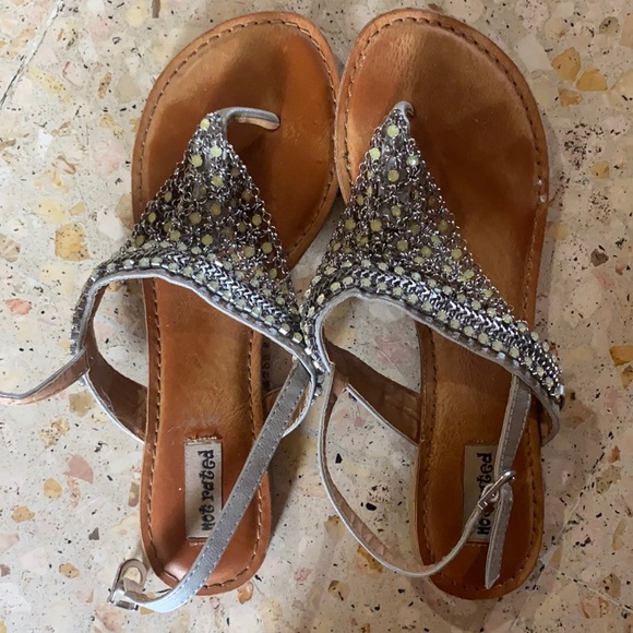 Charmed silver sandals - Picture 1 of 3